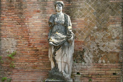 Statua della Fortuna Annonaria