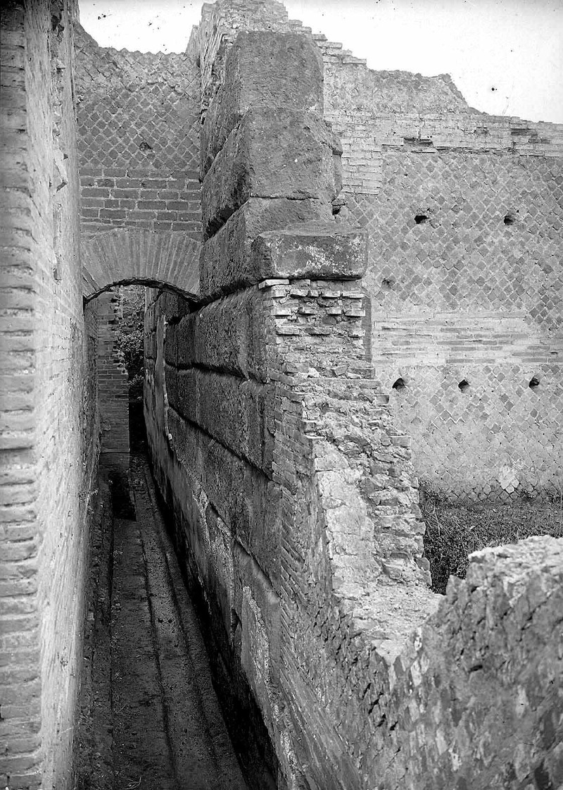 Pannello 52 - Figura 2