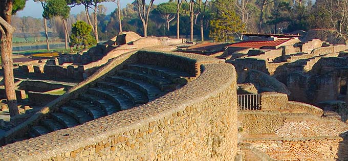 Teatro, parte sommitale della cavea, I a.C. - IV d.C.