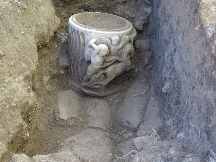 Urna cineraria caius larcius felix